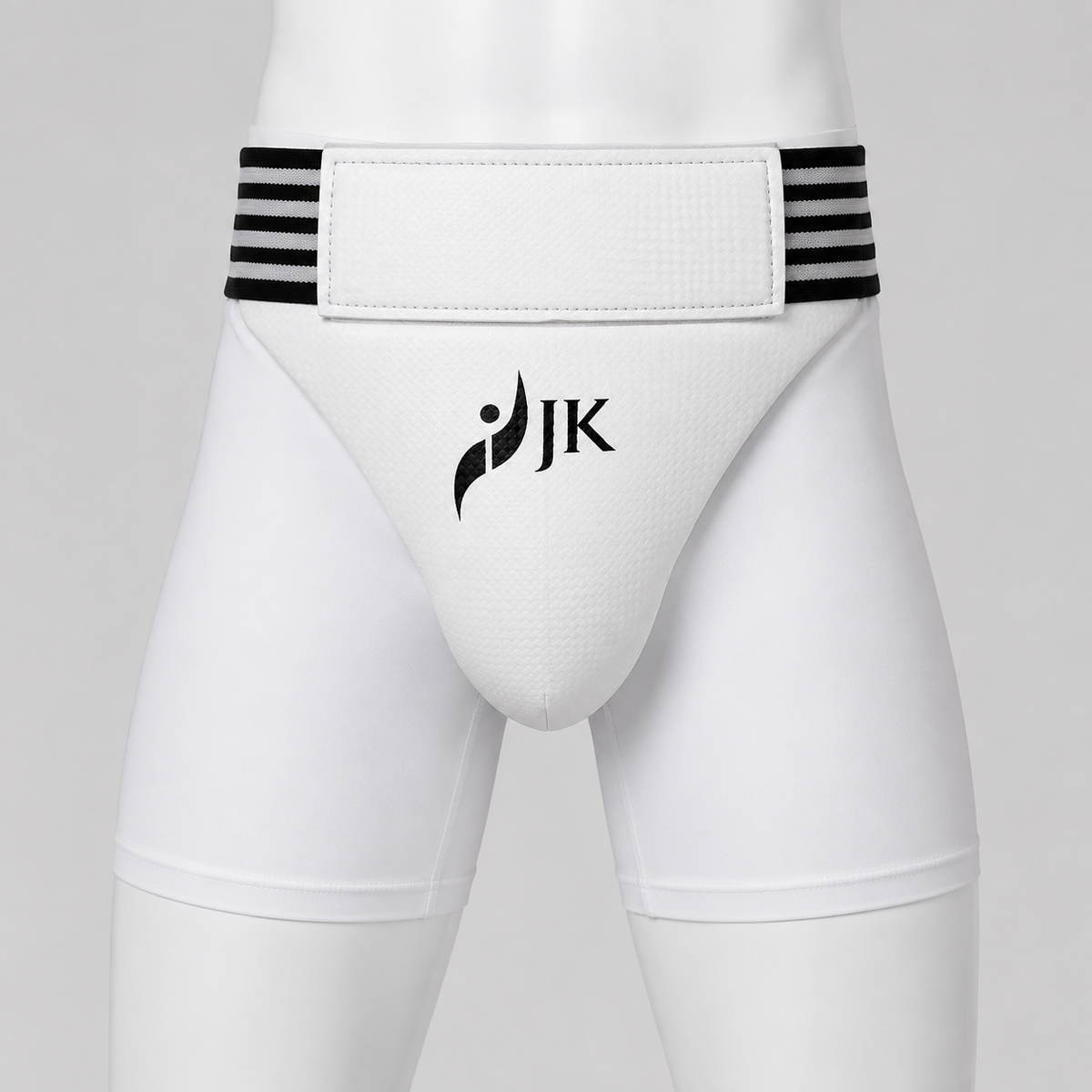 Coquille de protection JK portée par un mannequin blanc